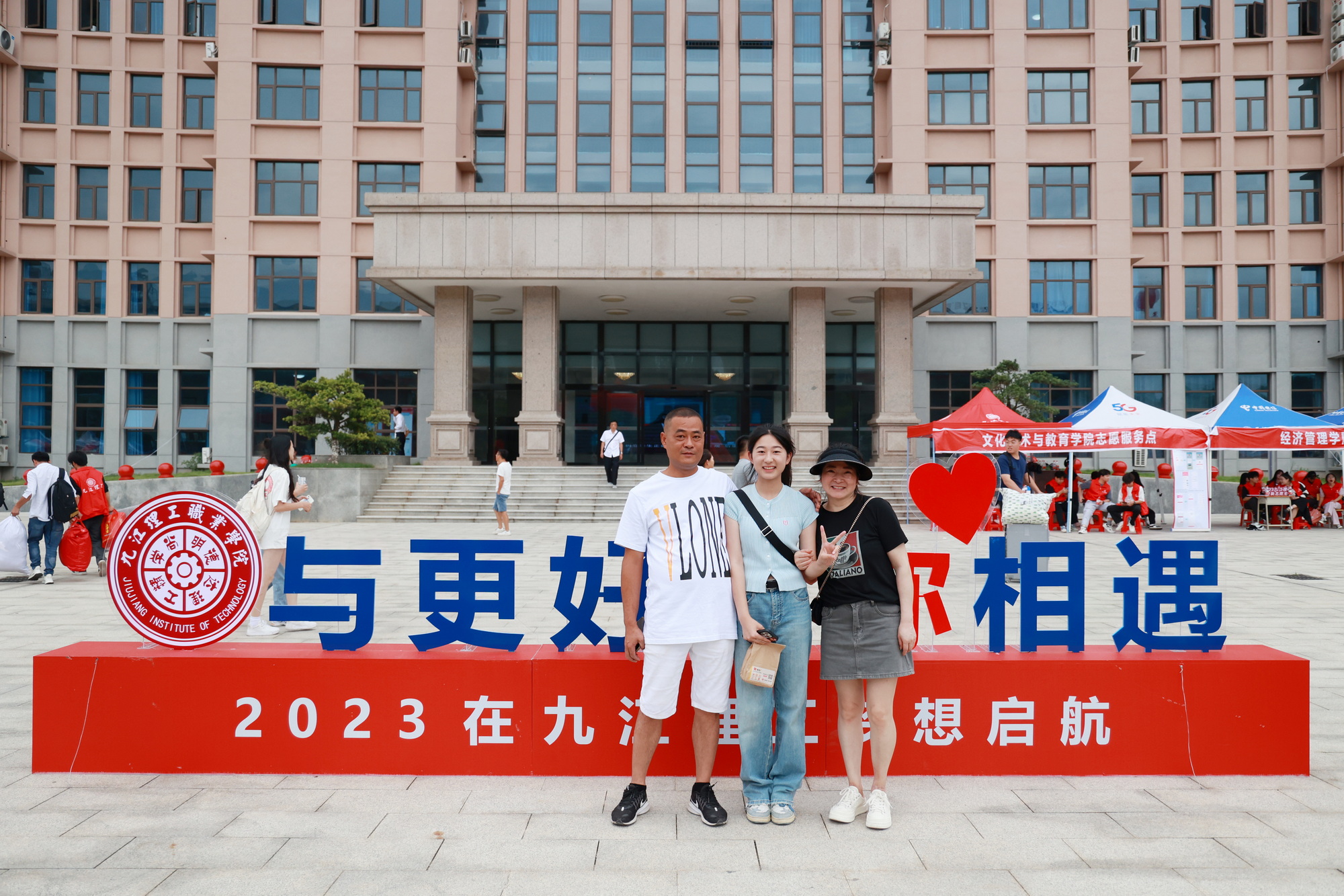 1693809504128649.jpg 1693809504128649.jpg