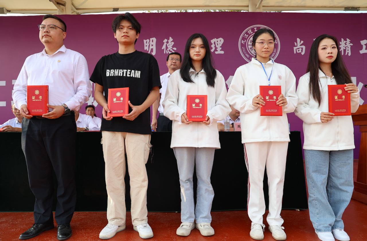 1699253244227085.png 1699253244227085.png