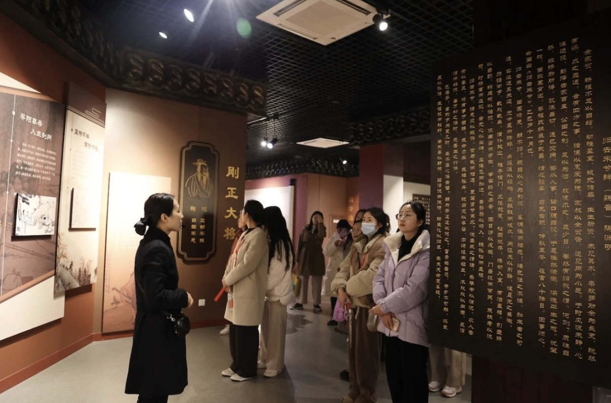 1702459509333734.png 1702459509333734.png