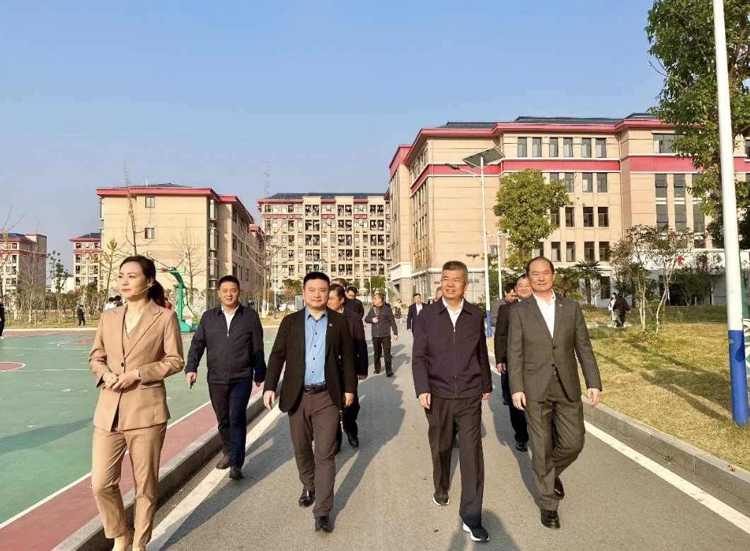 1702545300556192.png 1702545300556192.png