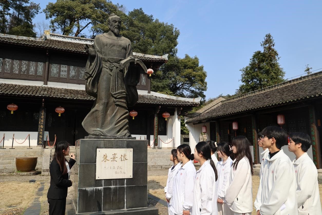 1710492635878434.jpg 1710492635878434.jpg